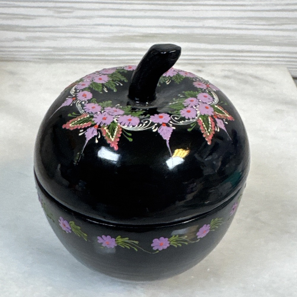 Vintage Laquered Teak Wood Trinket Jewellery Box Apple Decorative Taiwan